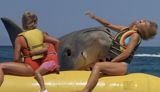 jawsbananaboat.png.d38378c5d40e4bb79a036bb668d06f80.png