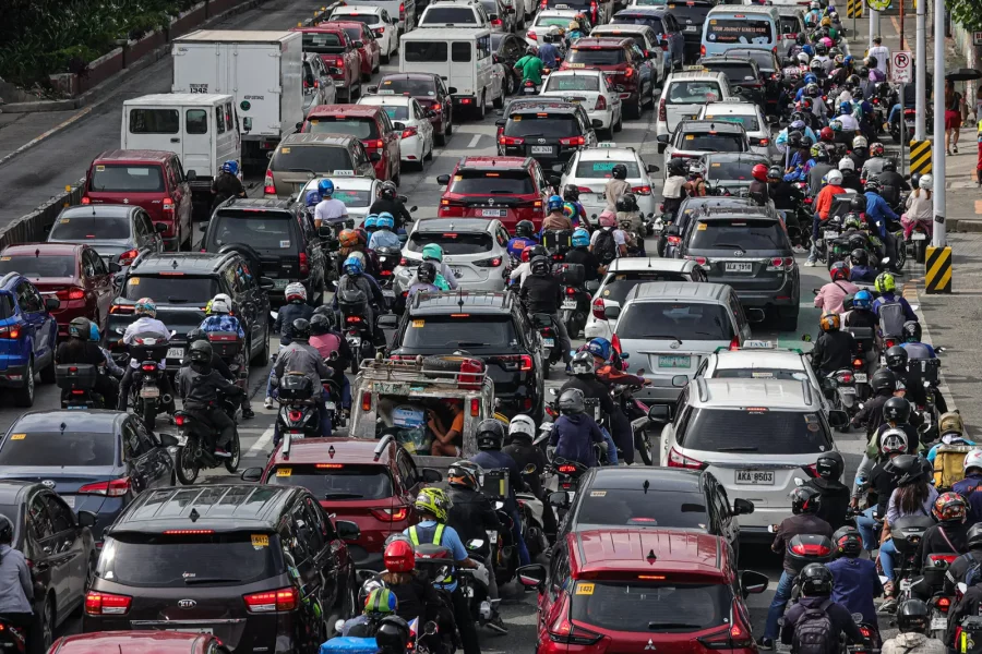 edsa-traffic-june-14-2023-604.webp