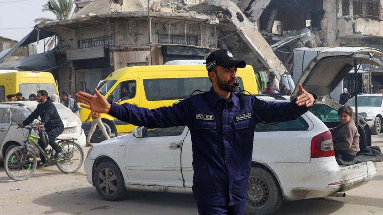 hamas police traffic.jpg