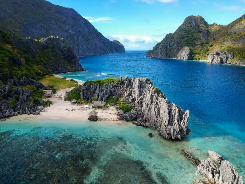 m_Philippines_destination_landscape_image_1_l_792_1055.png