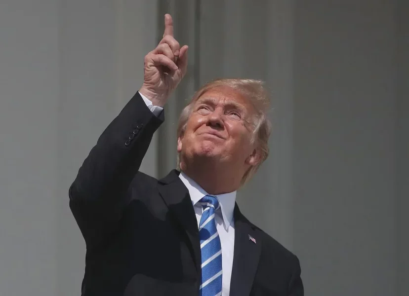 they-keep-worshipping-this-bad-president-v0-ny3whcx507qg1.webp
