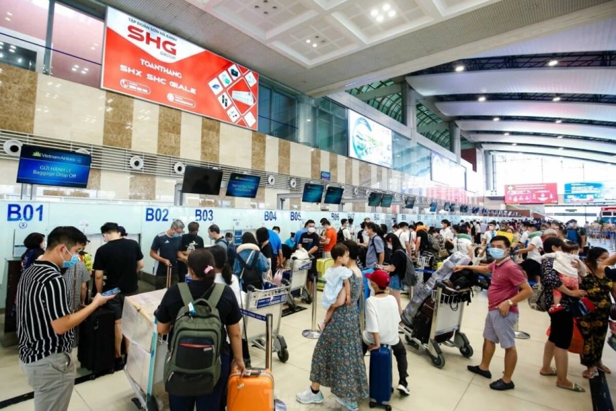 Challenges-for-Passengers-at-Noi-Bai-International-Airport.jpg