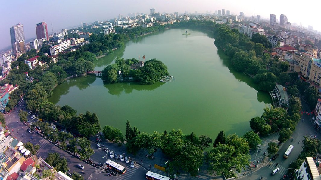 Hoan-Kiem-Lake-1_1691482175.jpg