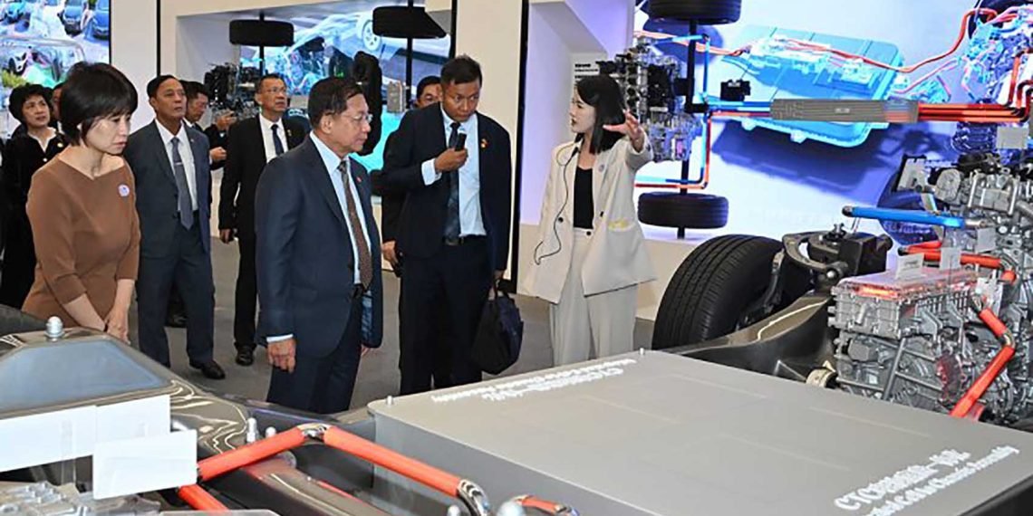 Junta-boss-and-EV-24261854-feat-1140x570.jpg