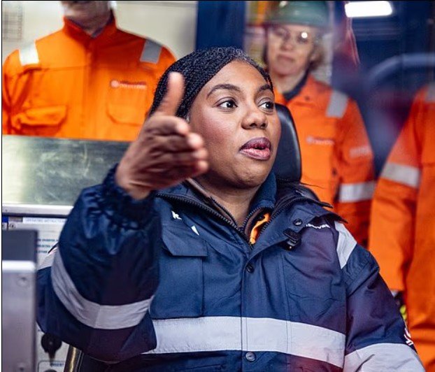 Kemi Badanoch Aberdeen.jpg