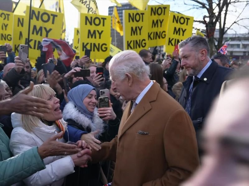 skynews-king-protest_6828124.jpg