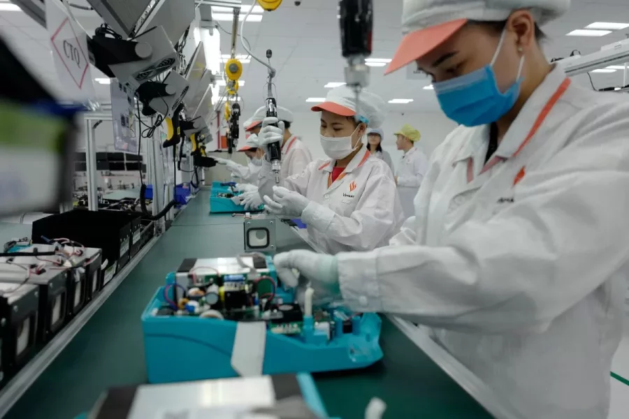 vietnam-manufacturing.webp