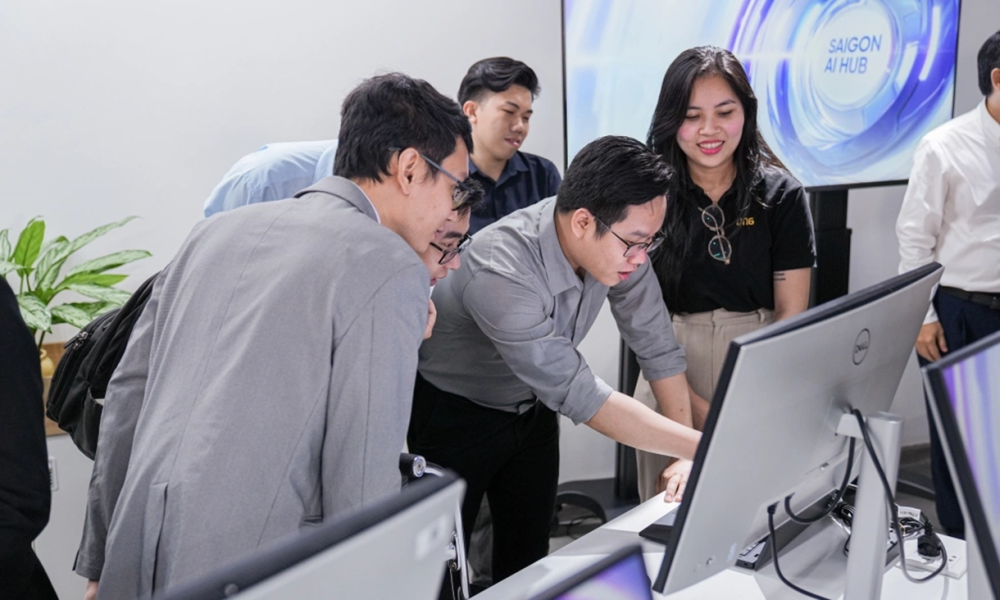 Kho-ng-gian-Saigon-AI-Hub-1777-5269-9259-1778061023.png