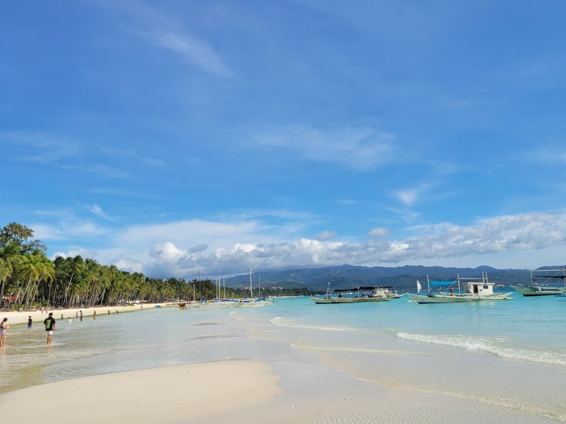 boracayst1.jpg