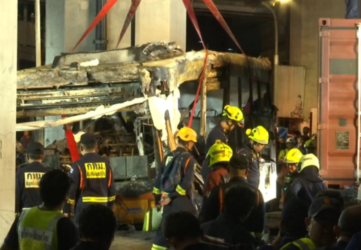 PM Visits Makkasan Rail Crash Site