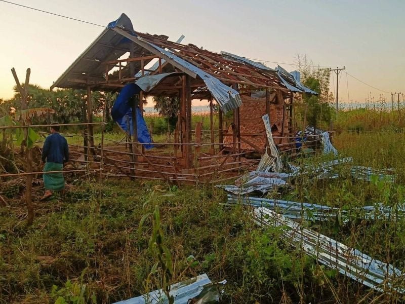 myanmar-junta-forces-loot.jpg