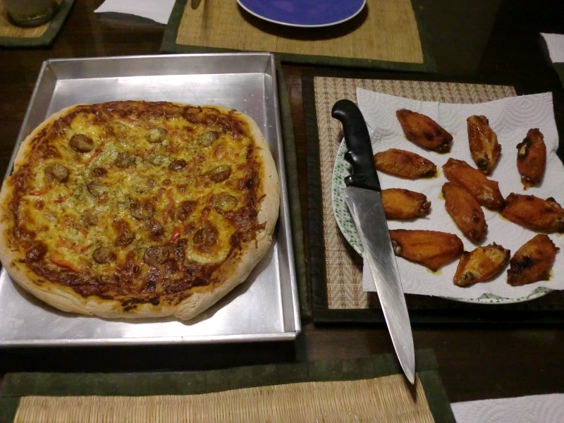 pizza and wings.jpg