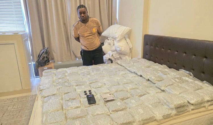 65kg-of-drugs-illegal-foreigners-found-during-raid-on-Phnom-Penh-condo.jpg