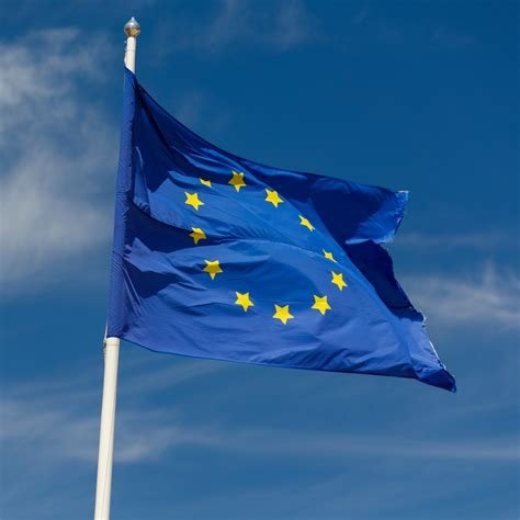 Putin signals surprise shift on Ukraine’s EU ambitions