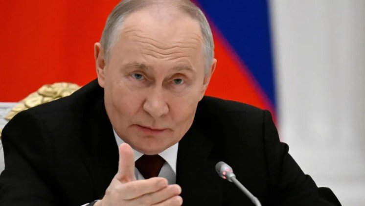 Crimea Could Be The Battle That Finally Brings Putin Down