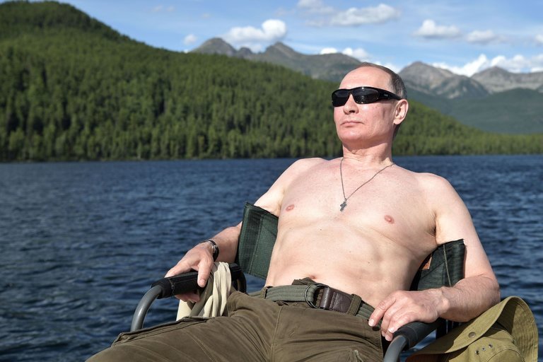 Putin07trudolubov-inyt-master768.jpg