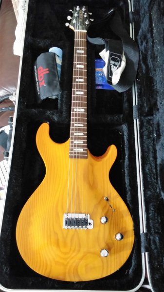 Variax 700.jpg