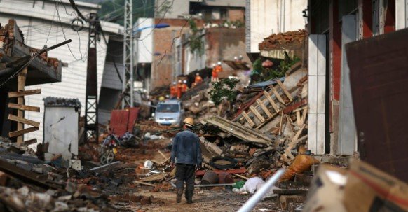 'We Are Left Alone': Fury Erupts Over Venezuela Earthquake Response