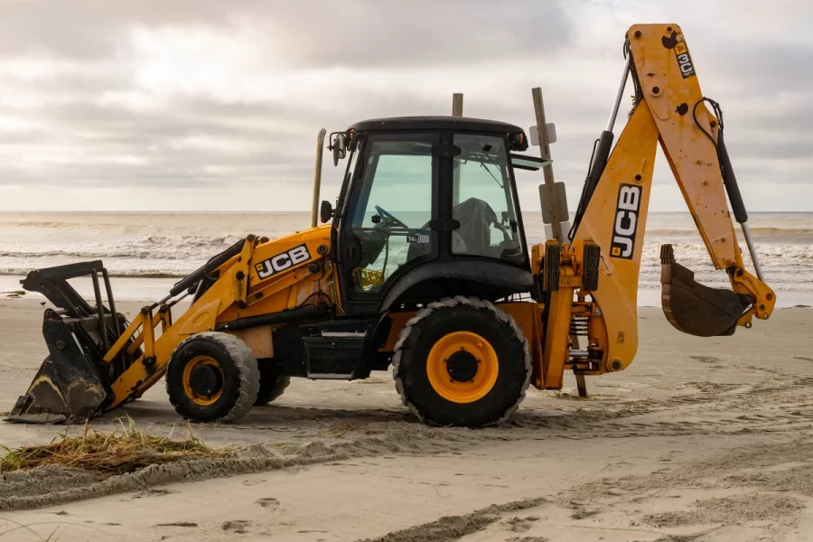 backhoe-loaders-the-ultimate-guide-for-buyers-and-operators-featured-image.jpg