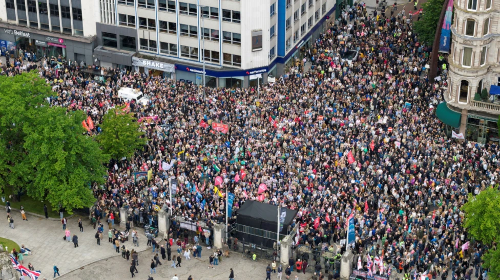 Anti-Immigrant Violence Enters Second Night in Belfast