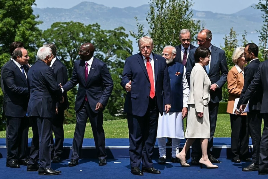 G7 summit: He just kind of stood there and gave a lone thumbs-up to