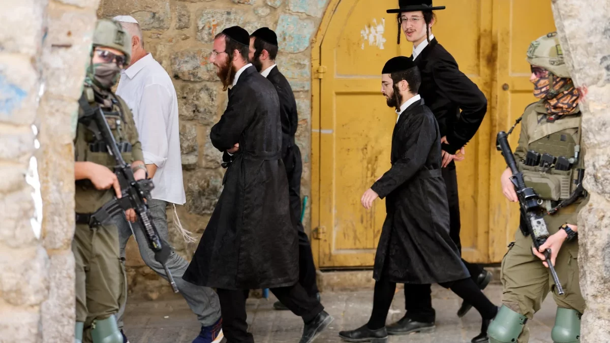 London: More West Bank real estate for sale