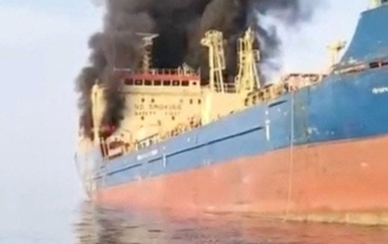 Hormuz crisis deepens, US strikes intensify, Houthi blockade threatens