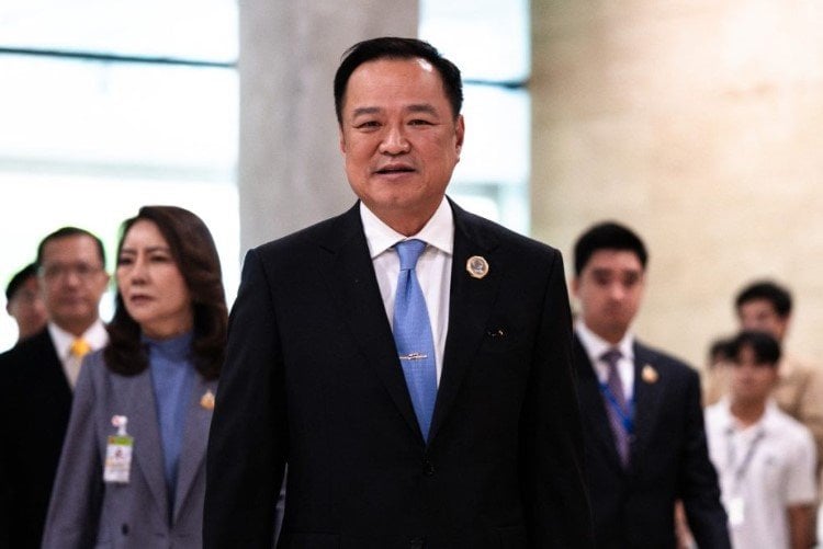 Thailand PM vows tougher gun laws after school shooting