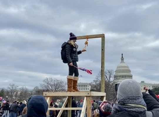 Jan6Gallows.jpg