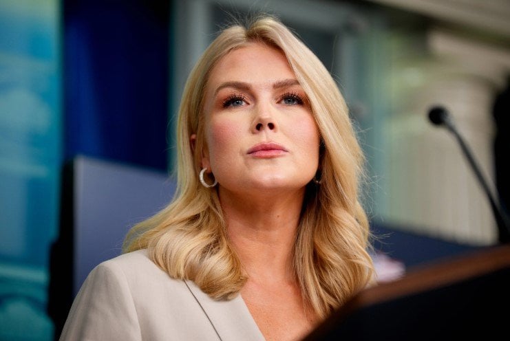 What's the real reason  Karoline Leavitt quit the white House?