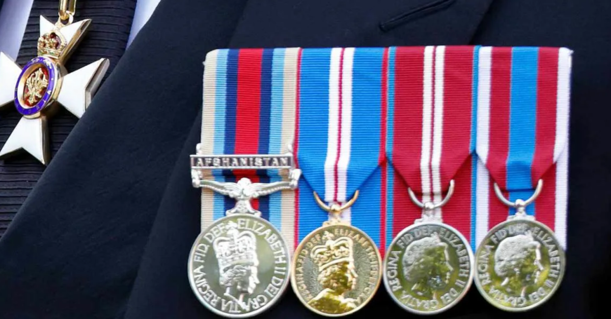 Screenshot 2026-08-20 at 20-58-16 What medals does Prince Harry have - Yahoo News UK.png