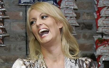 StormyDaniels_1398840c.jpg