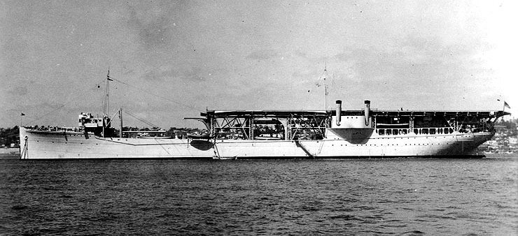 USS_Langley_(AV-3).jpg