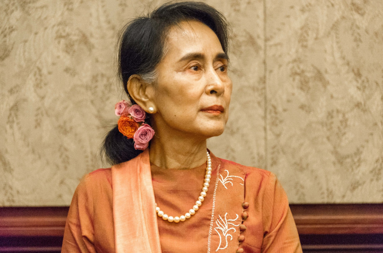 Suu Kyi breakthrough puts fresh pressure on Myanmar junta