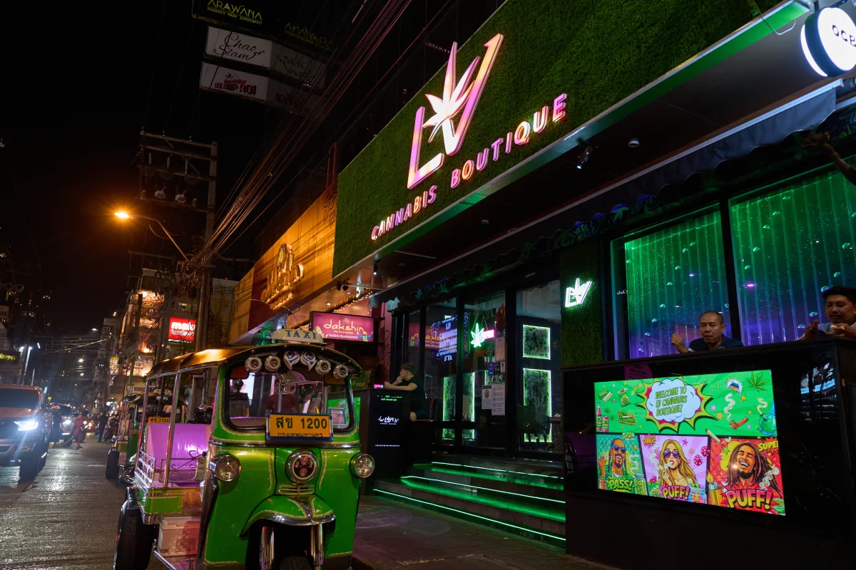 lv-cannabis-3.webp