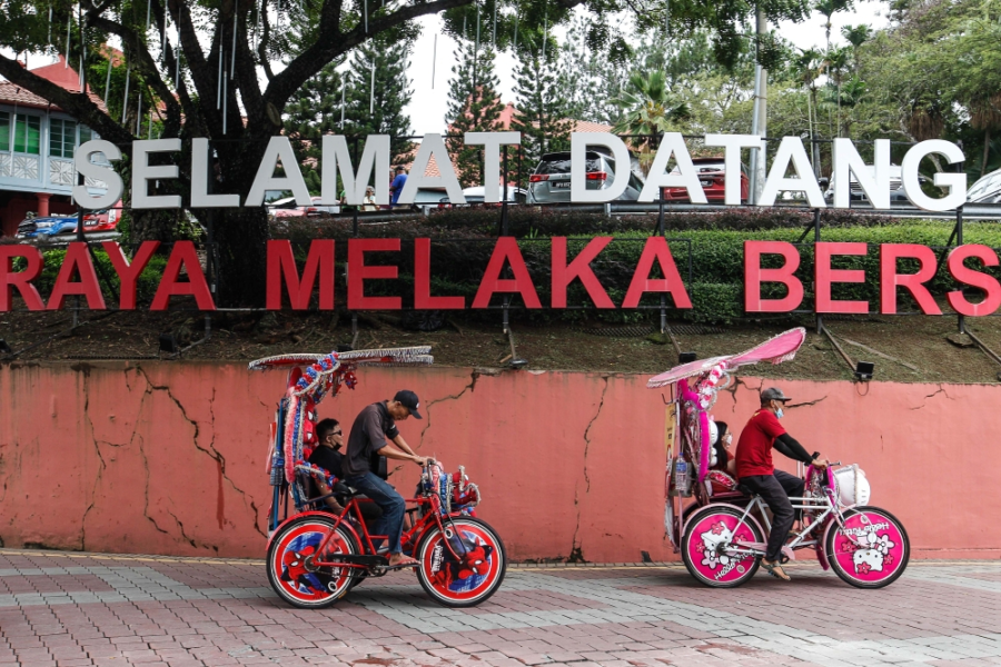 melaka-august-21-working-day.png
