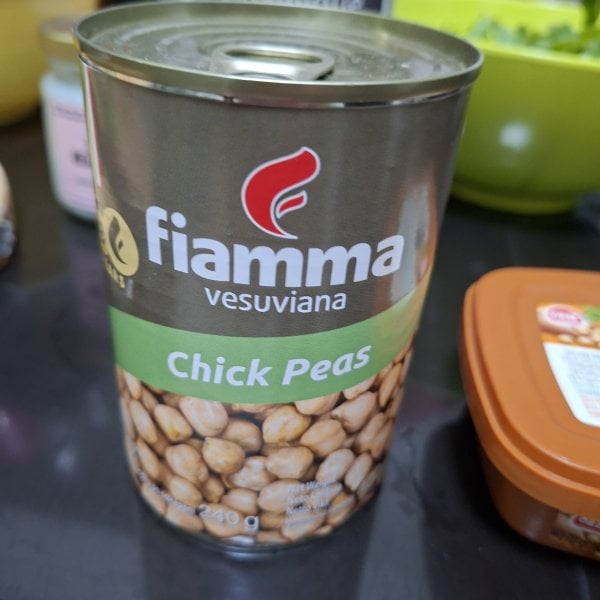 What's the difference between a garbanzo bean and a chickpea?