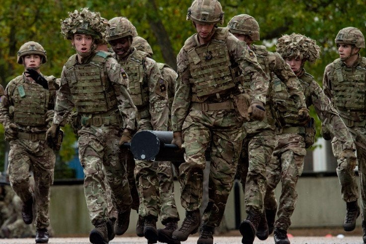 Britain prepares to call back 95,000 veterans as Russia fears grow