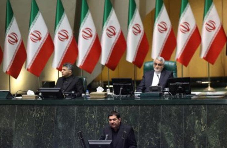 Trump moves to a decisive phase in Iran, Tehran warns of wider war.