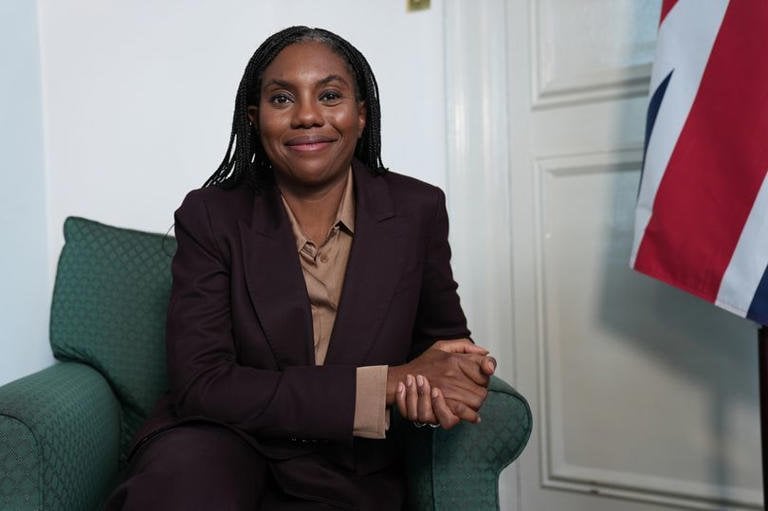 Tories threaten benefits cuts for jobless under-25s